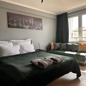 https://apartament-center-starowilna.krakowhotelspoland.com